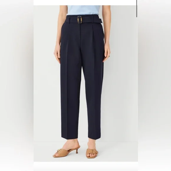 NWT Ann Taylor Belted Taper Pant - Curvy Fit size 6 in navy blue - Picture 1 of 3